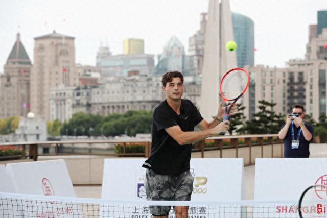 深厚的战术 深厚的战术